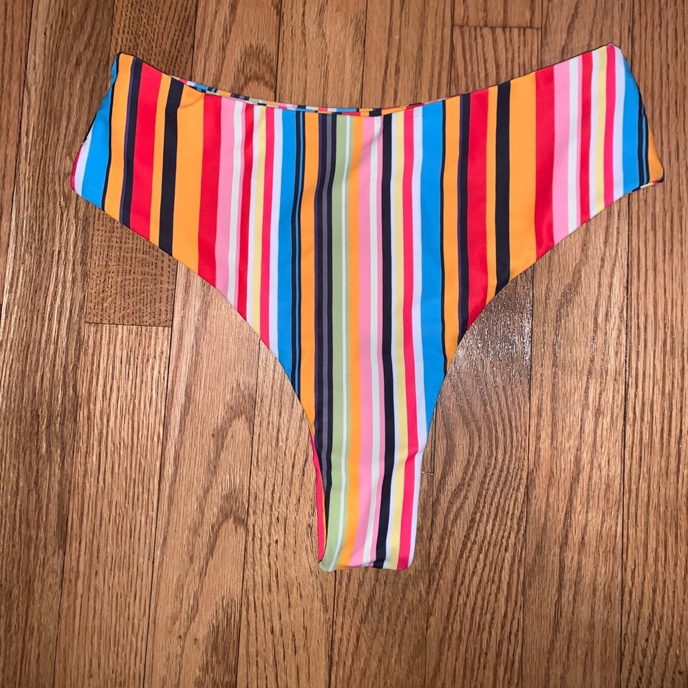High wasted cheeky bathing cult bottoms